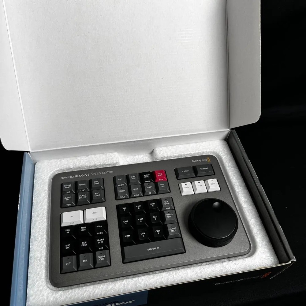 Blackmagic Design DaVinci Resolve Speed Editor Keyboard Panel Mint