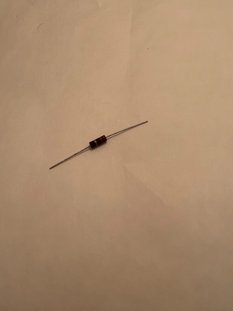 R-I3D3K 3.3k OHM Carbon Resistor