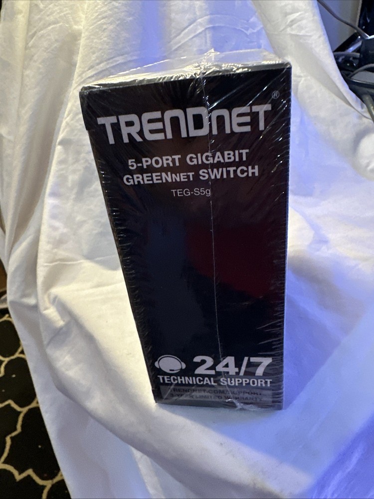 TRENDnet TEG TEG-S5g/A 5 Ports External Switch Plug & Play