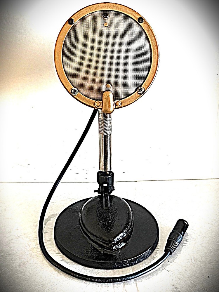 Vintage 1930's-style Customized Desktop "Announce" Dynamic Microphone, working