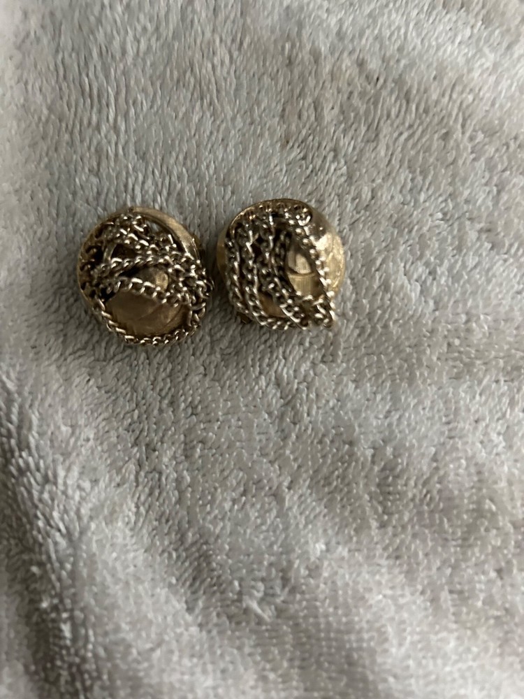Vintage ART Clip Earrings