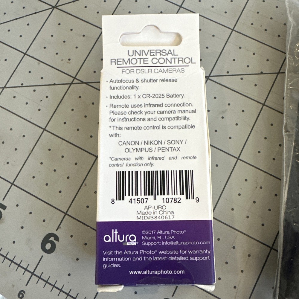 Altura Photo AP-FLS-UNV1 Flash diffuser and remote