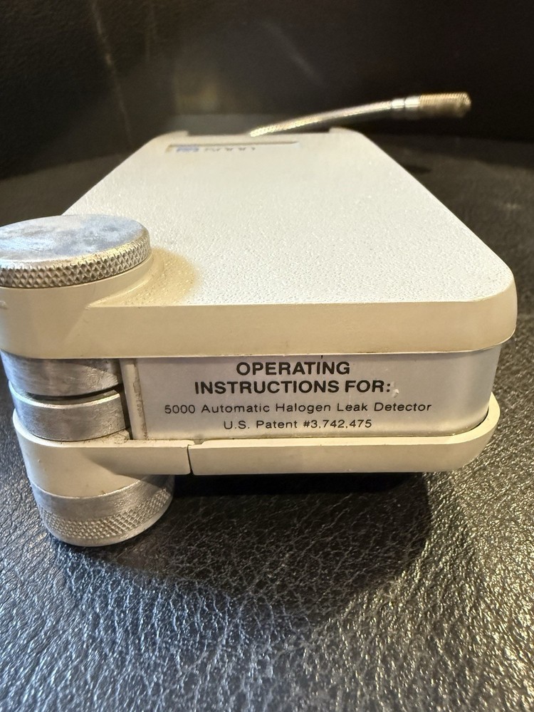 VINTAGE TIF 5000 AUTOMATIC HALOGEN LEAK DETECTOR