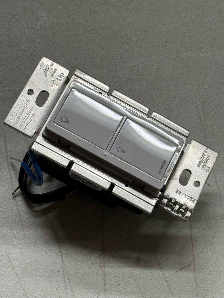 Lutron PD-5S-DV-WH Multi-Location Electronic RF Switch - White