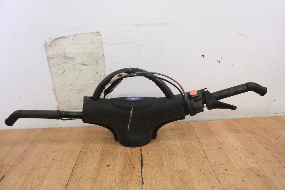 2000 Polaris RMK 800 Handlebars with Controls