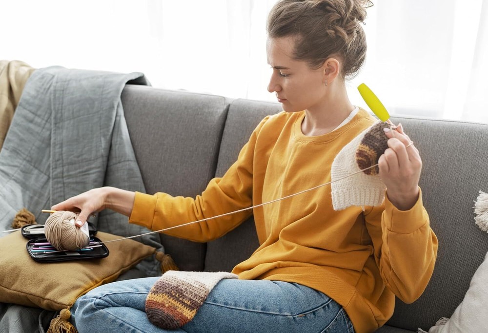 5PCS Crochet Hook Grips Set Ergonomic Crochet Hook Handle Multi-Size E...