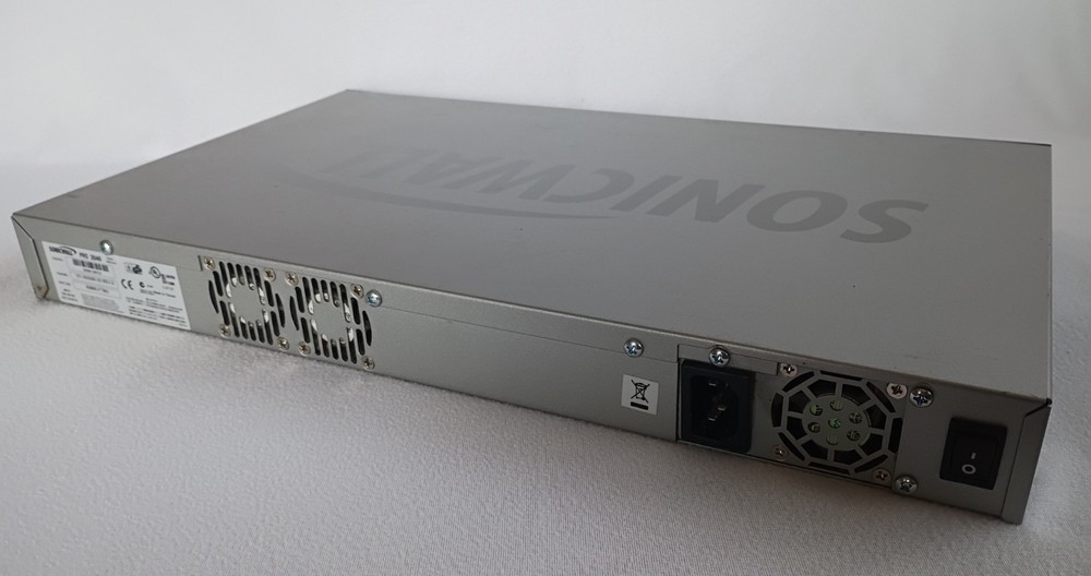 SonicWall PRO 2040 VPN 1RK0A-02A Firewall Network Security