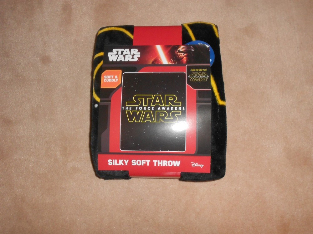 NEW, STAR WARS SILKY SOFT THROW, 40" X 50", SOFT & CUDDLY