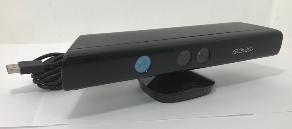 Microsoft Xbox 360 Kinect Sensor Bar Model 1414 , Wireless Microphone & 3 Games