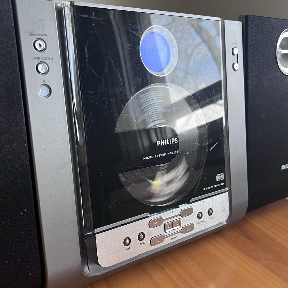 Philips MC235B 37 Micro Shelf Stereo System CD AM/FM Speakers Tested