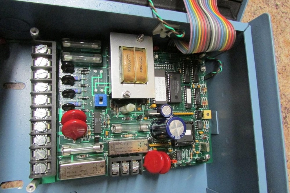 APTECH Totalizer Model SST-2430 Control Box ONLY