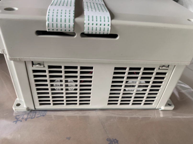 EV-ECD01-4T0110 Elevator frequency converter 90 days warranty