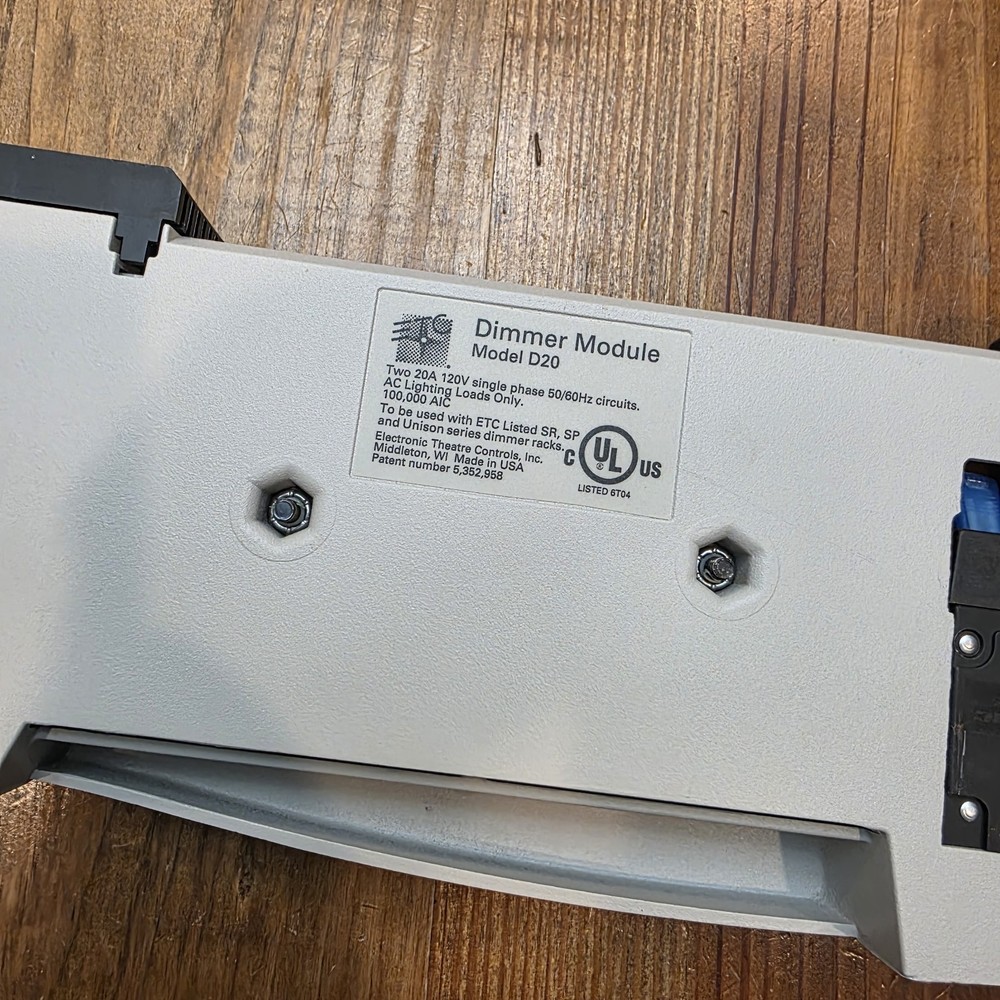 ETC D20 Dual 20A Dimmer Module (1)