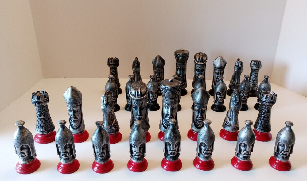 ♟️VTG. Ceramic Duncan Mold Chess Pieces Hand Painted Complete Set No Board
