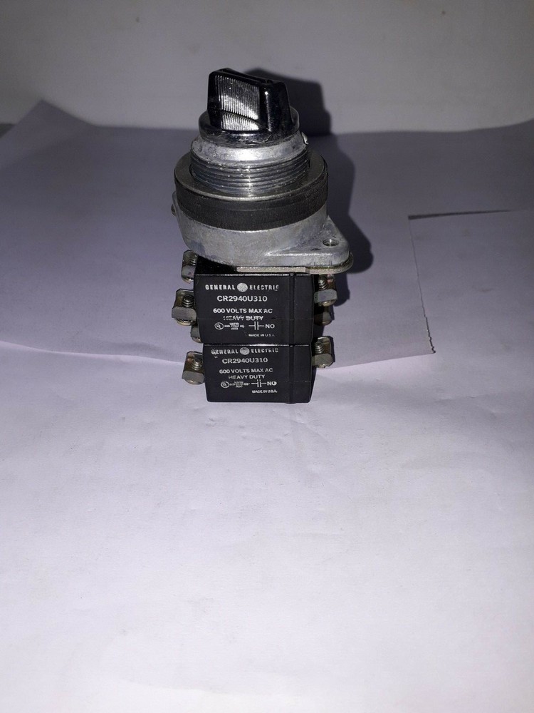 General Electric IC2940UB311F30 Selector Switch