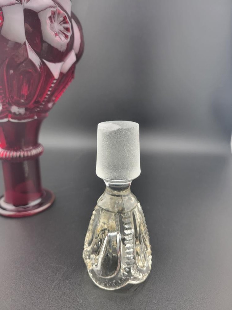 L E Smith Moon And Star Vintage Ruby Red Glass Decanter with Stopper