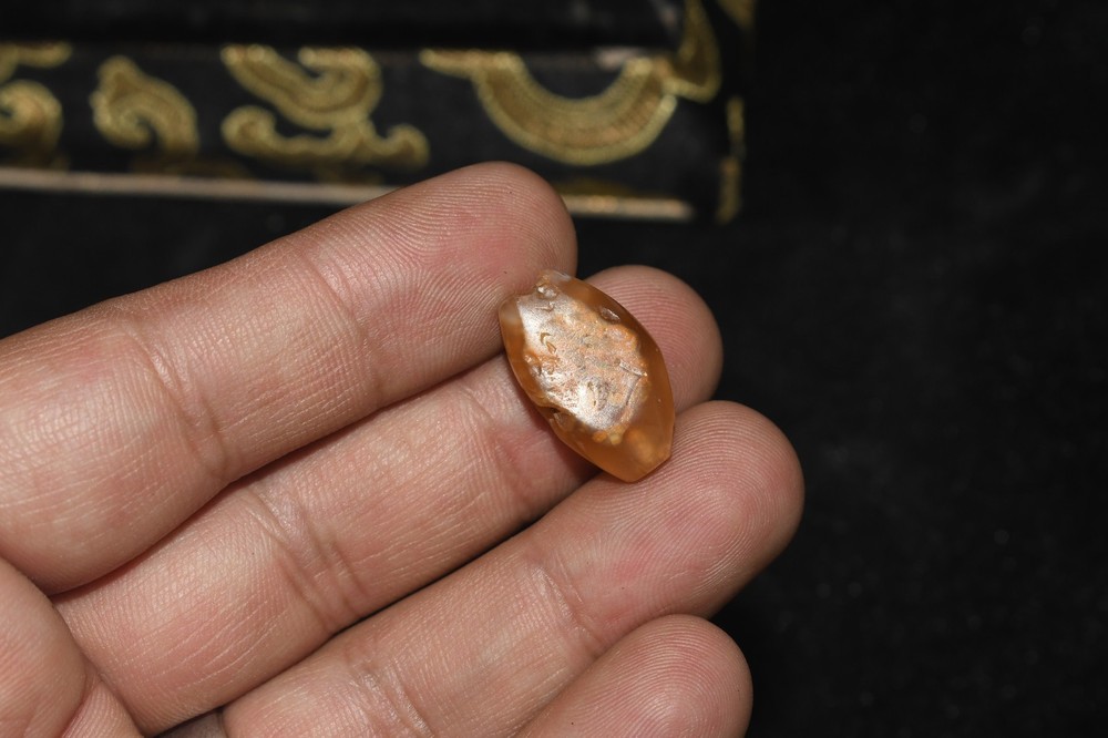 Authentic Ancient Central Asian Banded Agate Stone Bead in good Condition