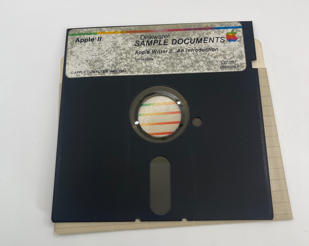 Vintage 1982 Apple II Diskware Sample Documents Apple Writer II An introduction