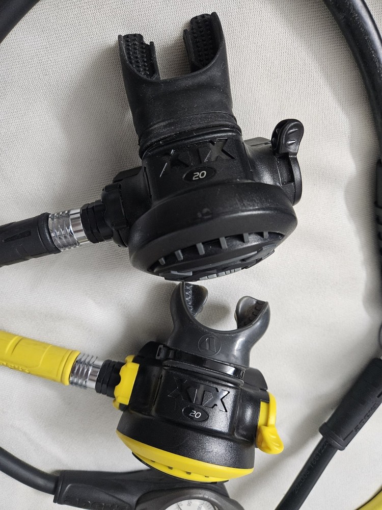 Scubapro T One , Apeks XTX20 Regulator