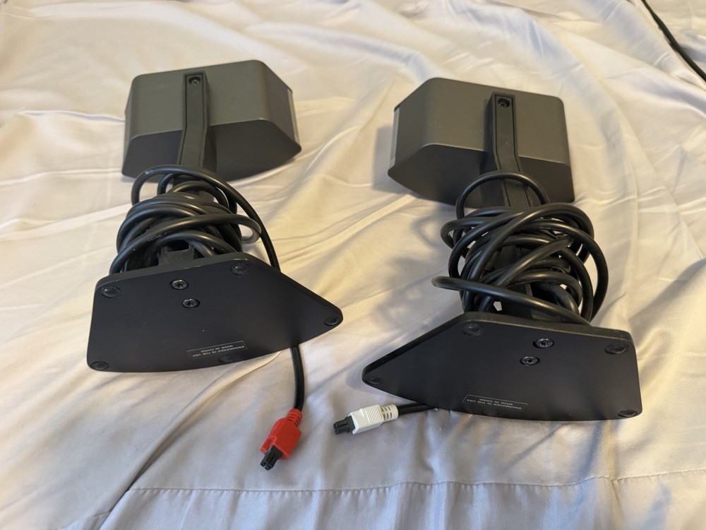Pair Bose Companion 5 Multimedia Computer Speakers