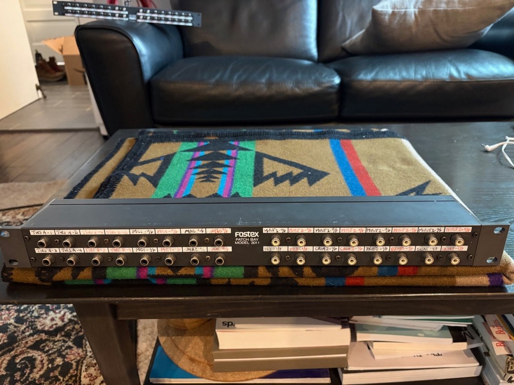 Fostex MODEL 3011 PATCH BAY - 2 Patch Bays