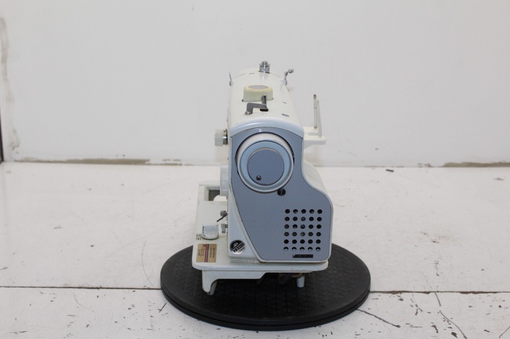 Necchi 539 Sewing Machine - Untested As-is