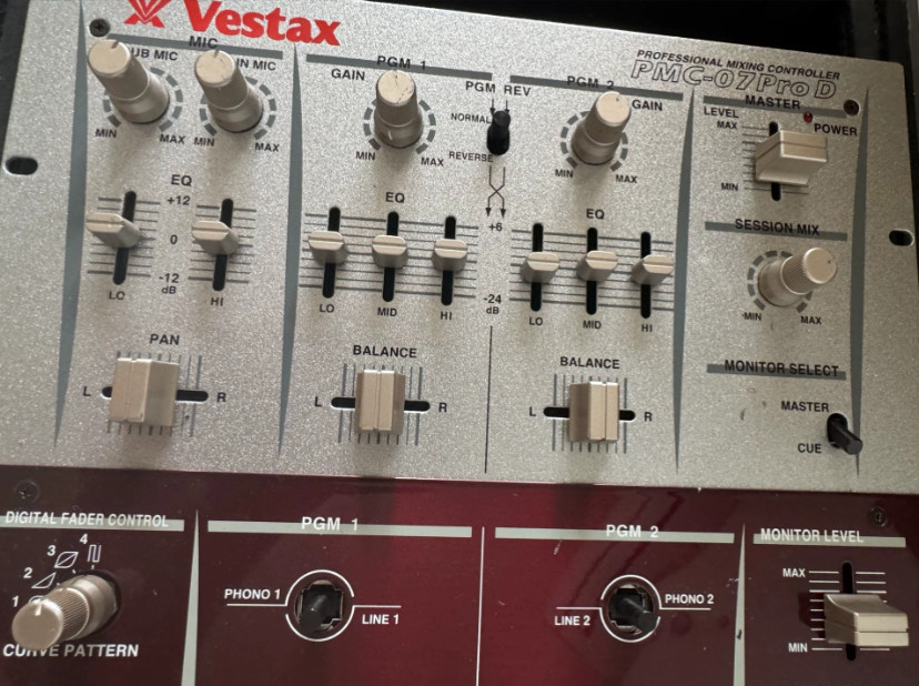 1pcs Vestax PMC-07Pro D vca Mixing Console