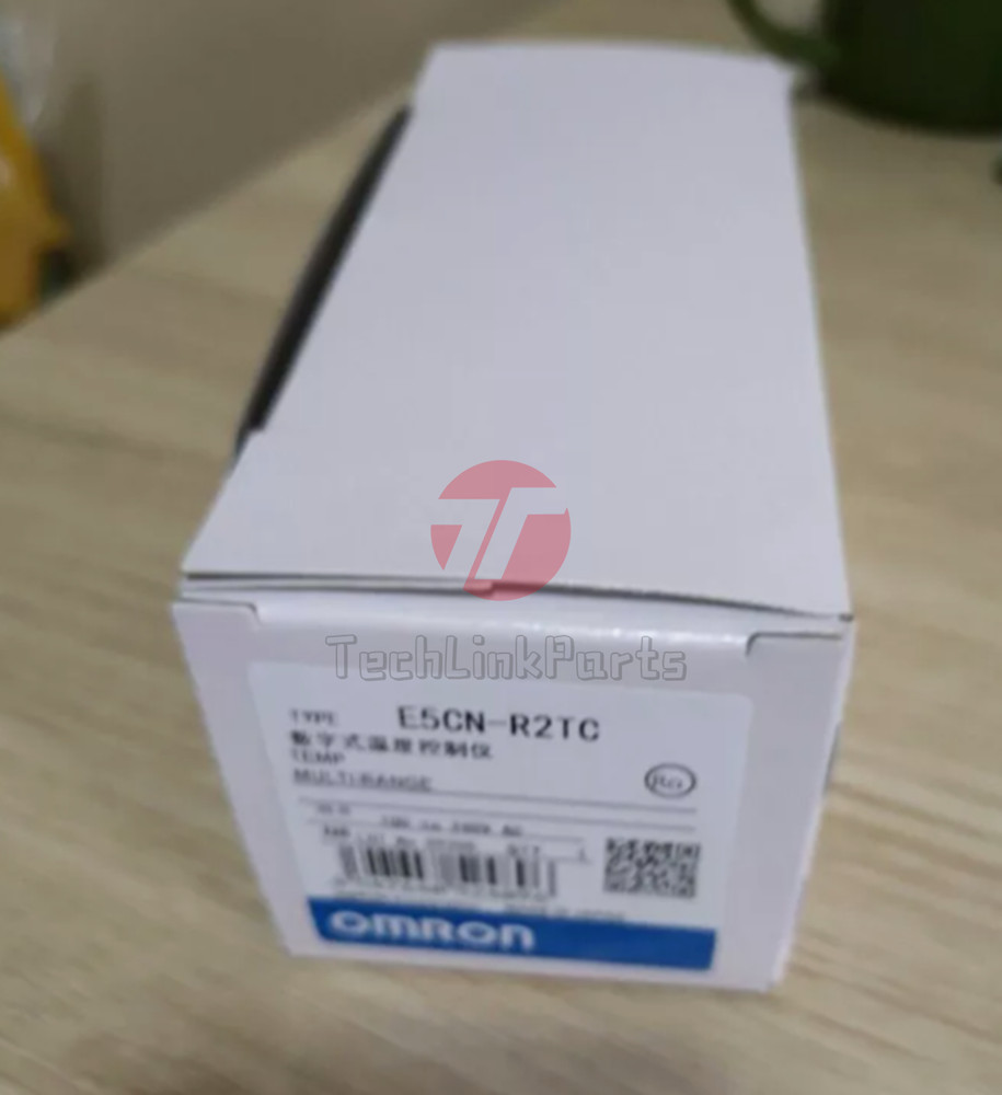 New Omron E5CN-R2TC Temperature Controller E5CNR2TC Digital,
