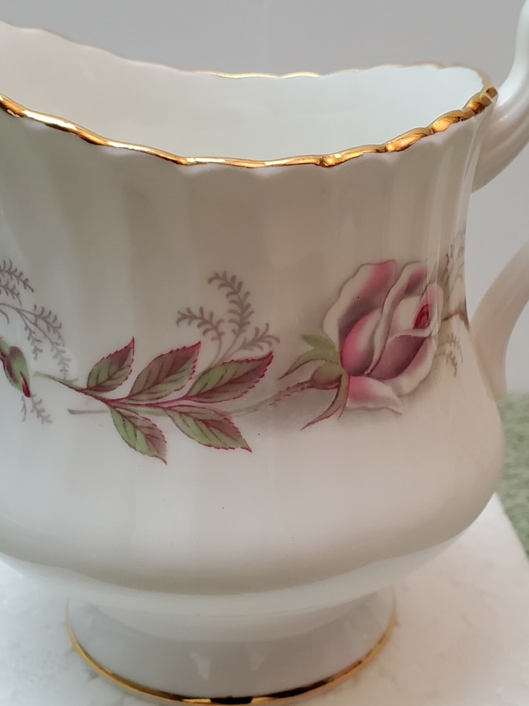 PARAGON CREAMER...ROSE BALLET PATTERN