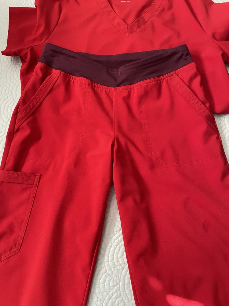 easy stretch scrubs