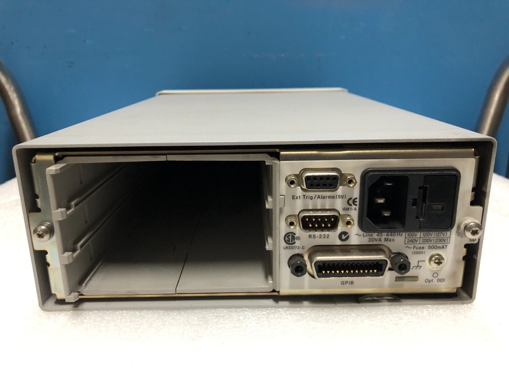 Agilent / HP 34970A Data Acquisition / Data Logger Switch Unit with DMM