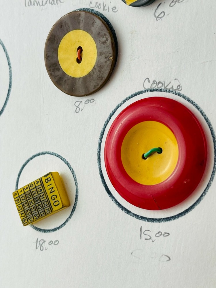 Bakelite Catalin Various Buttons Card Laminated Cookie Vintage Sewing