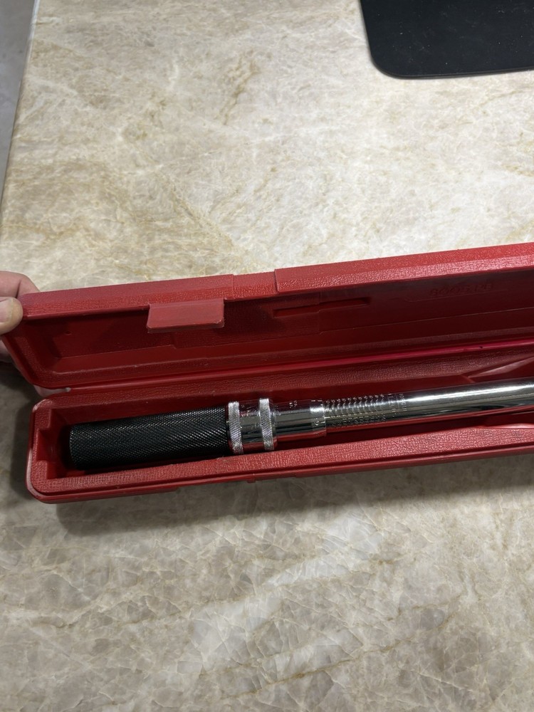 MAC TOOLS MAC TOOLS TWV250 50-250 FT/LB TORQUE WRENCH WITH CASE