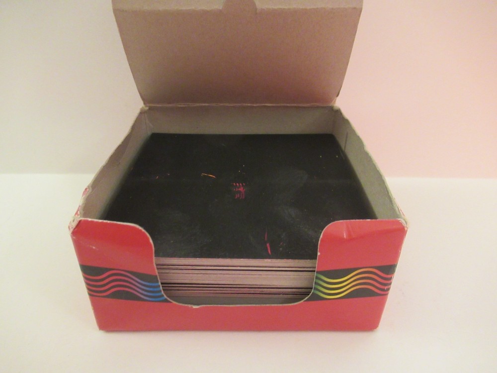 Scratch Art by Melissa & Doug (Mini Rainbow Scratch Art Notes)