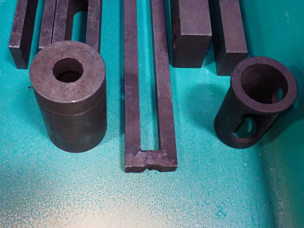 HARDWARE 08250881165