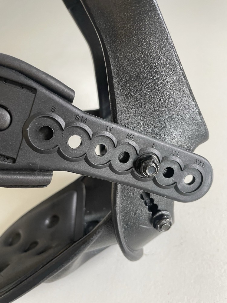 One Snowboard Binding SINGLE REPLACEMENT Black Adjustable Size