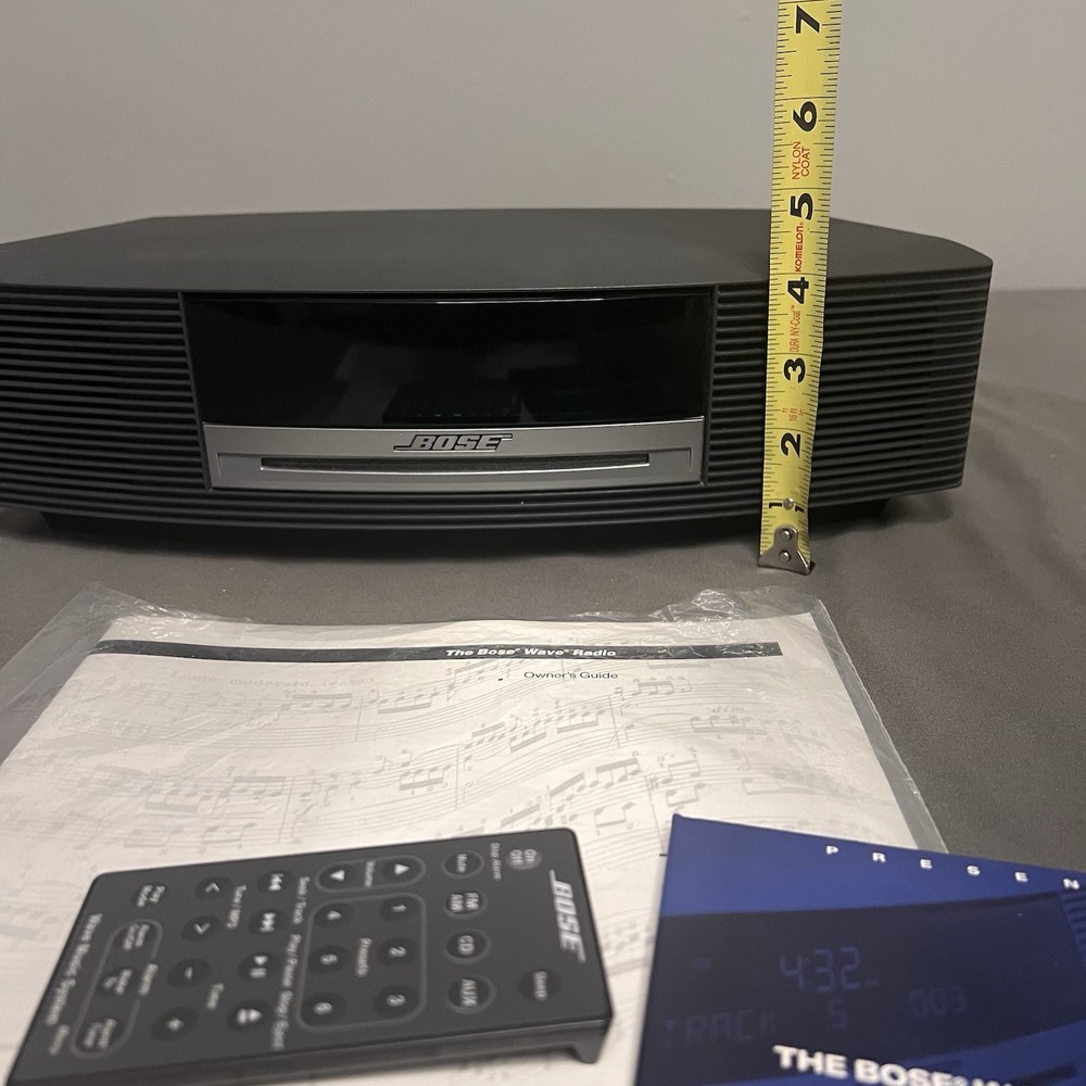 BOSE Wave Music System AUX, CD, AM/FM Radio & MP3 Function Black W/ Remote