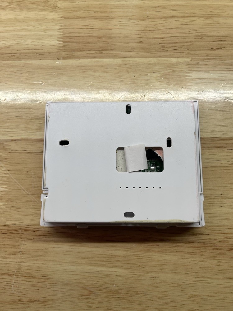 Goodman Non-Programmable Digital Thermostat TSTATG2100-2