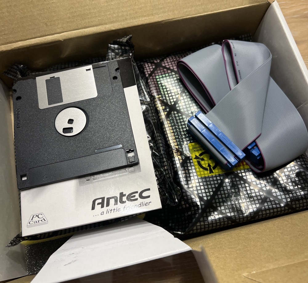 ANTEC DataChute PCMCIA Card Reader/Writer