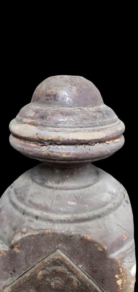 Turned & Carved Newel Post GAM0268