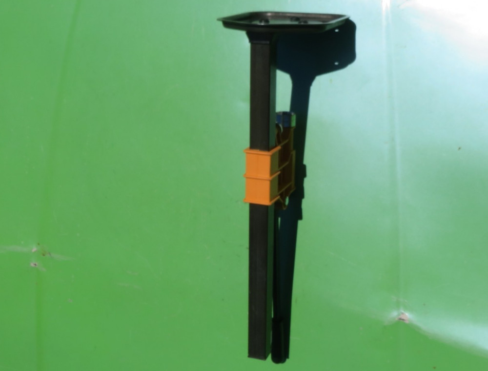 BREWCRAFT USA WINE BOTTLE CORKER PRESS CAPPER BLACK & ORANGE