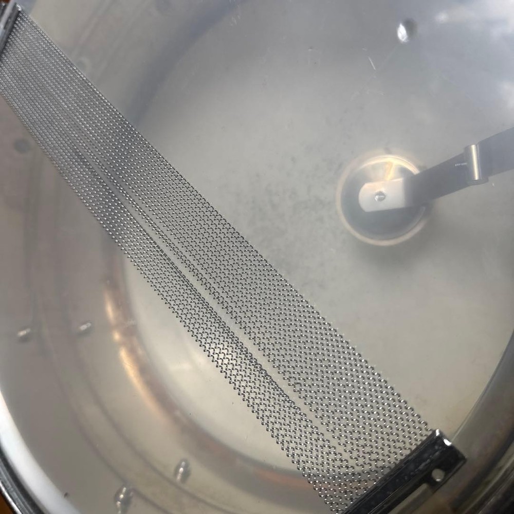 Pearl snare drum silver used