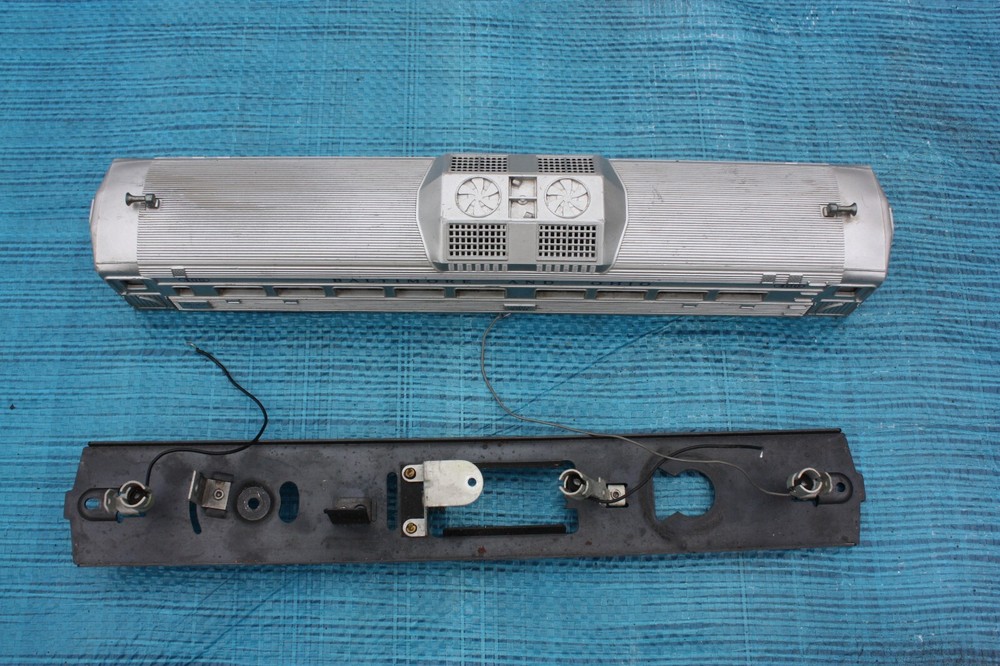 Lionel – 400 B&O Body & Frame EX Condition
