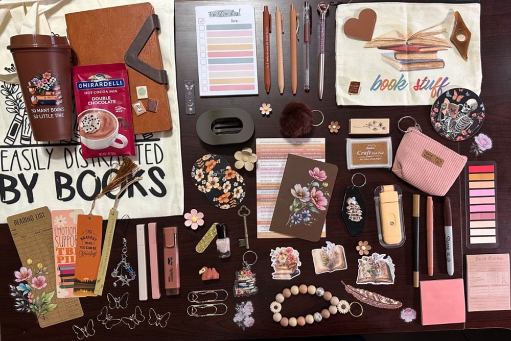 Bookish Bundle: Hot Cocoa Theme