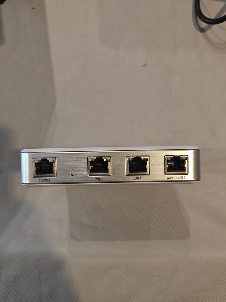 Ubiquiti Networks UniFi Security Gateway White (USG)