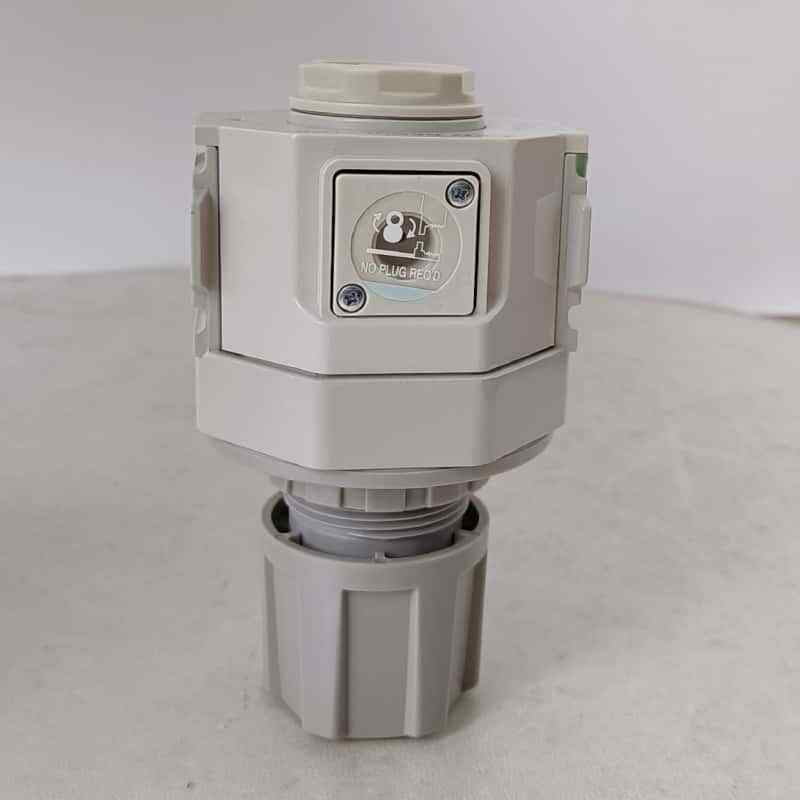 1PC NEW CKD R4000-15-W pressure reducing valve Fast Delivery