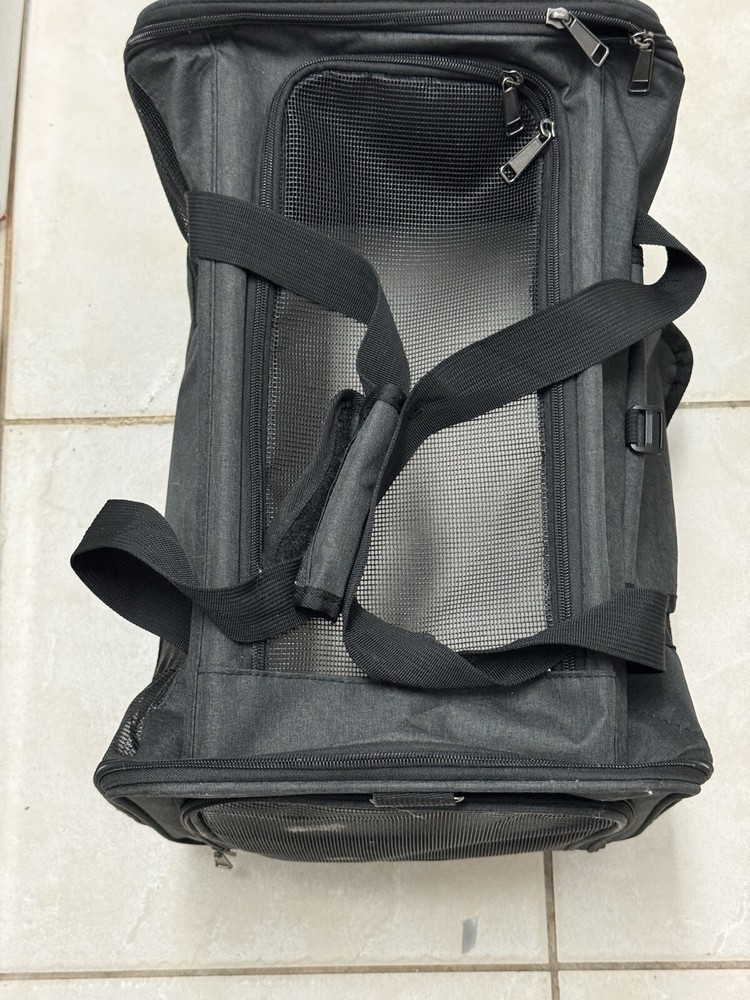 Rolling Pet Carriers With Wheels