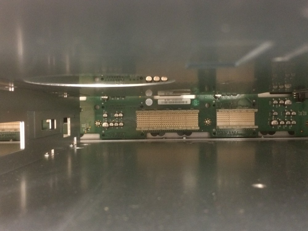 PROMISE TECHNOLOGY VTRAK E310S EMPTY CHASSIS LOCKABLE W KEYS