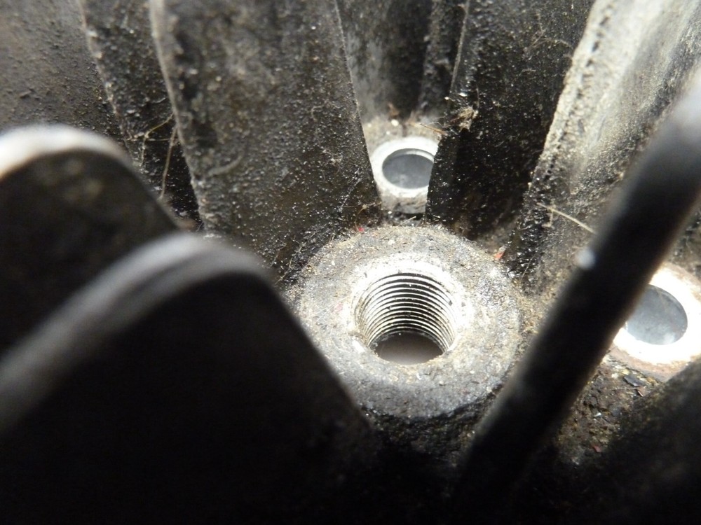Yamaha RD200 IR Cylinder Head 1J2 1976