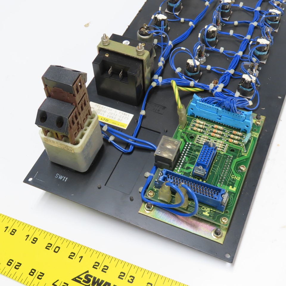 Fanuc A05B-2051-C125 Operator Interface Control Panel W/E-Stop Hour Meter